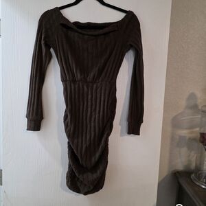 Elegant Brown Ribbed Dress